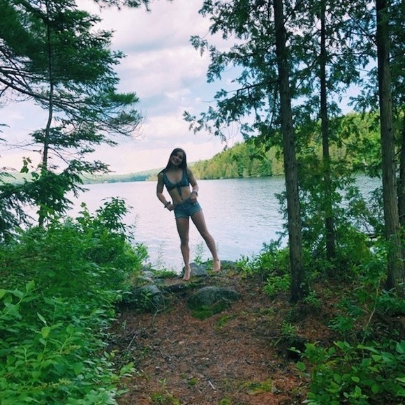 Meet your Posher, Gigi - Picture 1 of 1